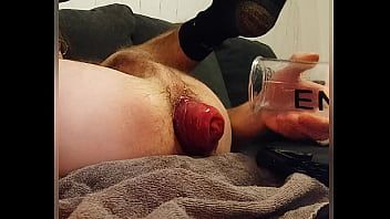play Pumpt und fickt mein vorfallendes Arschloch