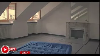 再生 2時間のクソサプライズビデオミケラウィーンはあなたと一緒に年を終えます