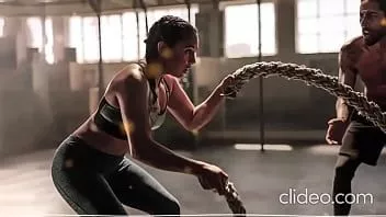 play Meilleur mélange de musique d'entraînement musique de motivation pour la gym 2021