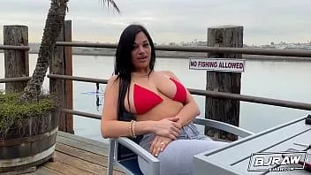 play O rosto de Bjraw mona azar é uma obra de arte
