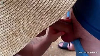 Riproduci Il suo cazzo duro come una roccia nella mia figa bagnata - sesso perverso all'aperto