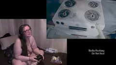 Jouer Resident Evil 7 de Naughty Brunette joue jusqu'à la partie 6 : édition porno-ific