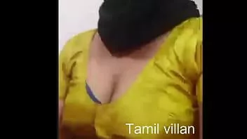 Reproduzir Tamil item tia mostrando seu corpo nu com dança