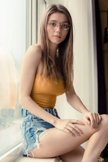 Pornostar Mila Azul