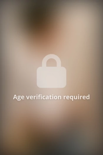 Porno Yıldızı Raven Swallows